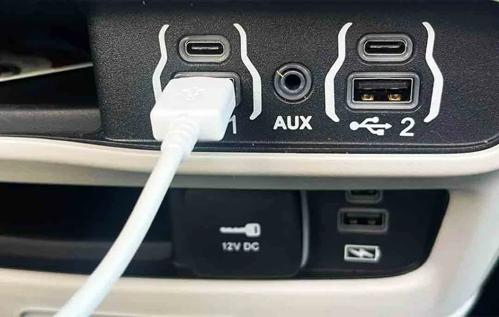 Chrysler Pacifica USB Port Not Working? 6 Easy Tips To Fix